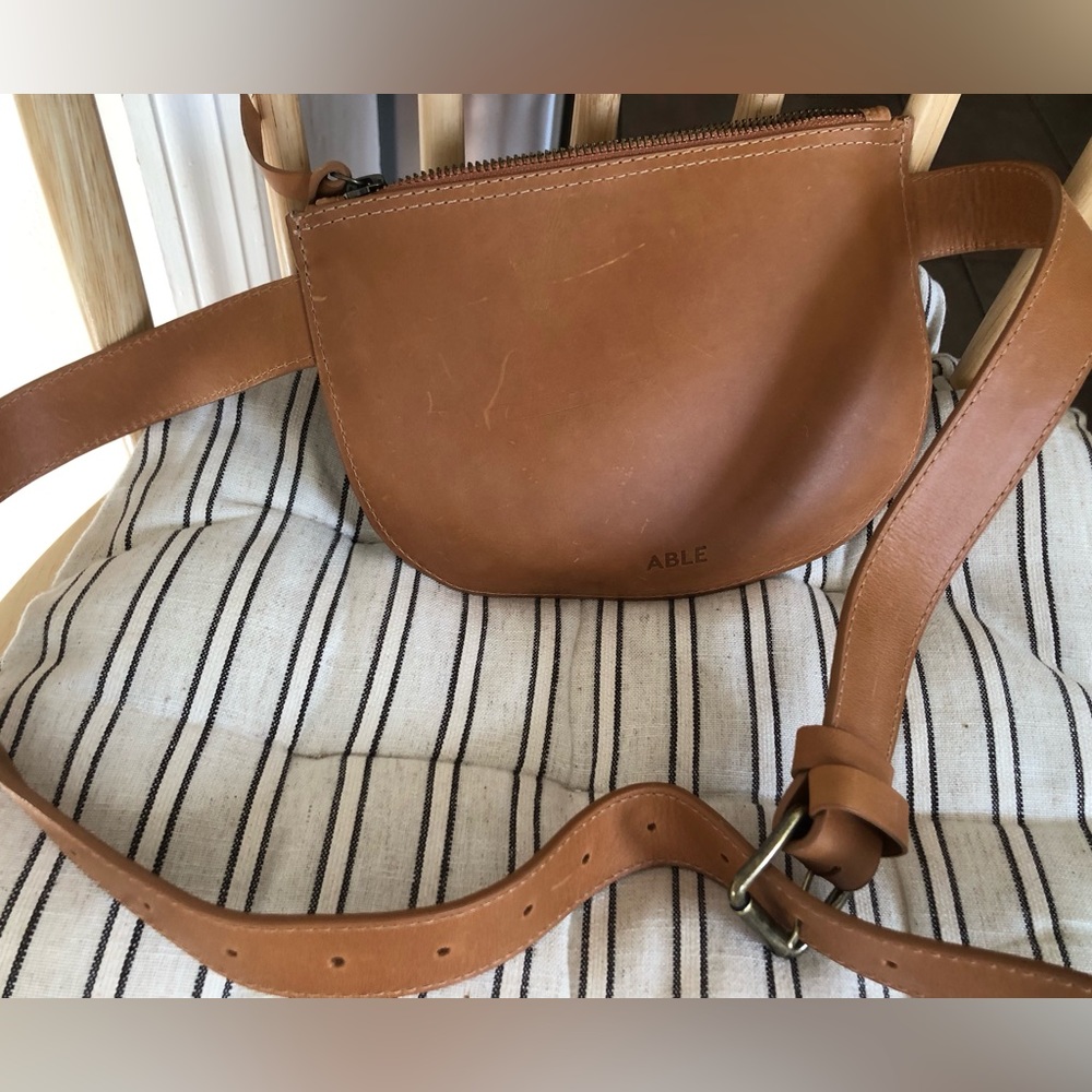 Able leather belt bag
